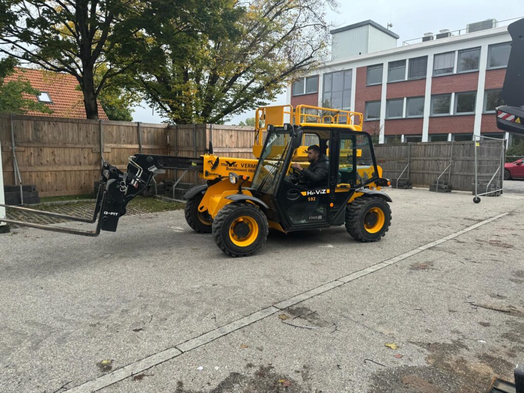 PHOTO-2025-10-10-11-16-57 2